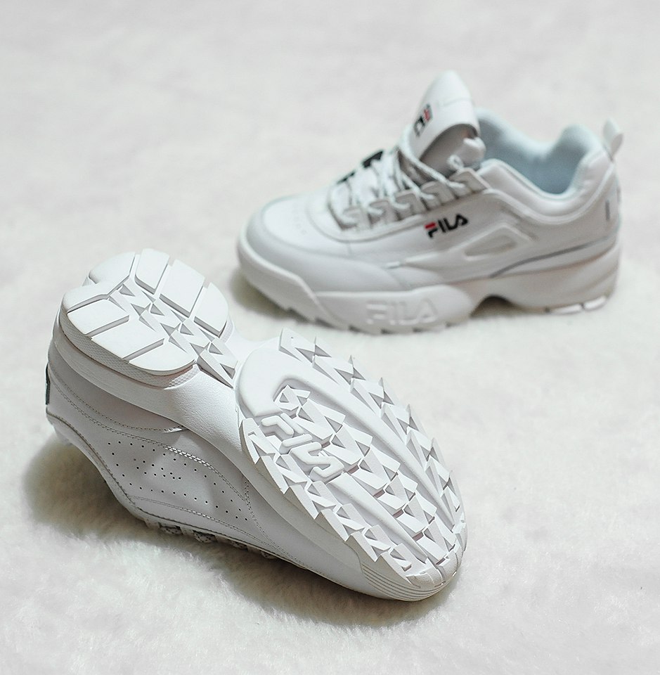 fila disruptor 2 white and gold