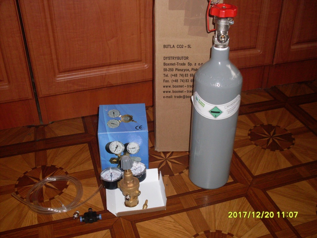 Zestaw CO2 z butlą 2,1l