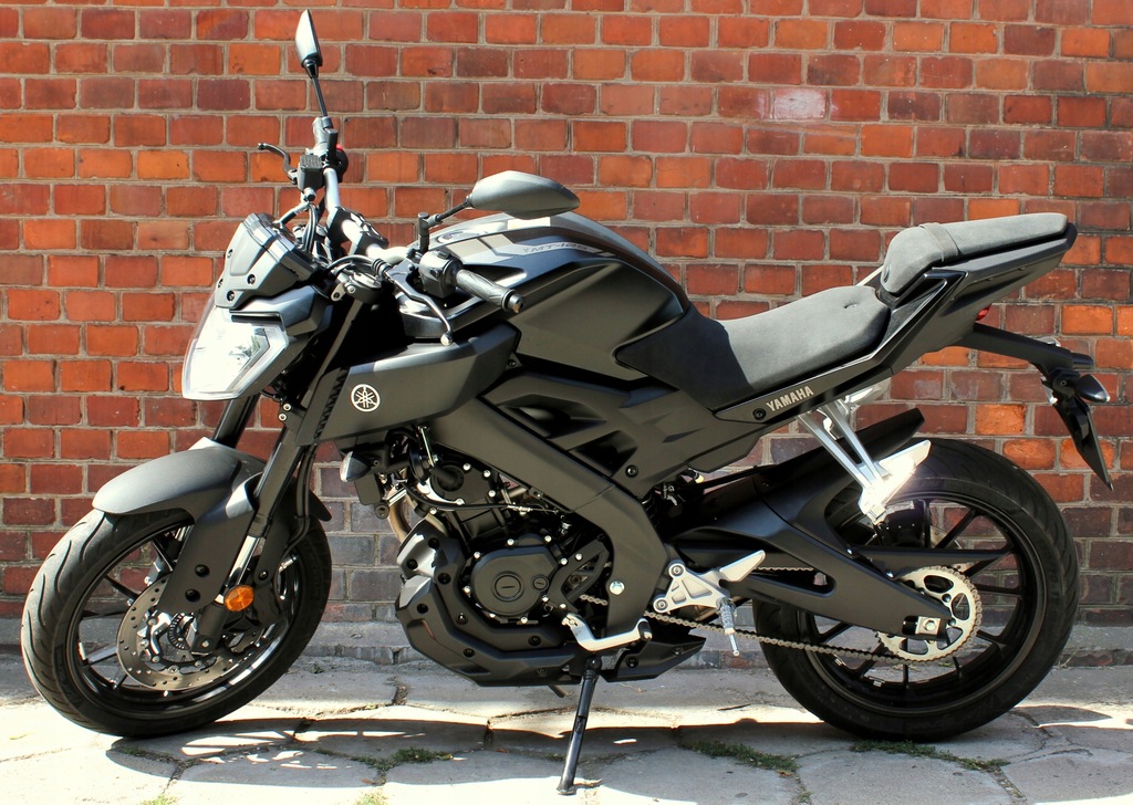 yamaha mt 125 top box