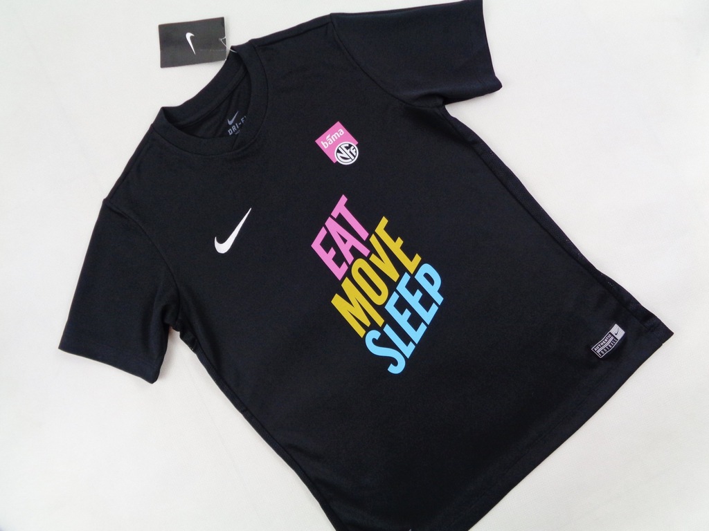 Nike świetna koszulka football dry-fit Nowa! 140