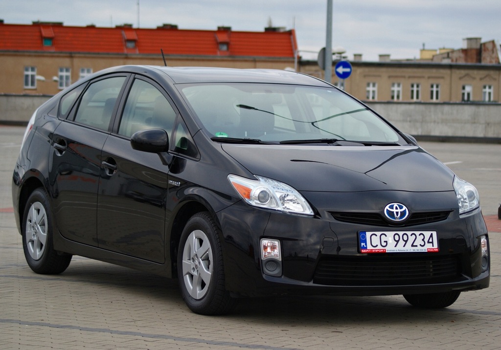 Toyota Prius III tylko 18500 km, bezwyp., F VAT 23