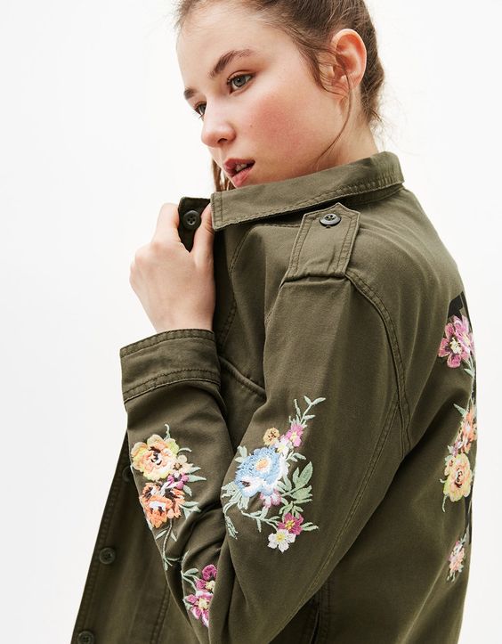 NOWA Bershka Premium kurtka haft khaki L 40 Kwiaty