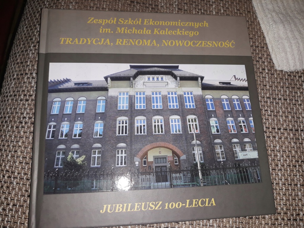 BIELSKO-BIAŁA, ZSE-JUBILEUSZ KSIĄŻKA