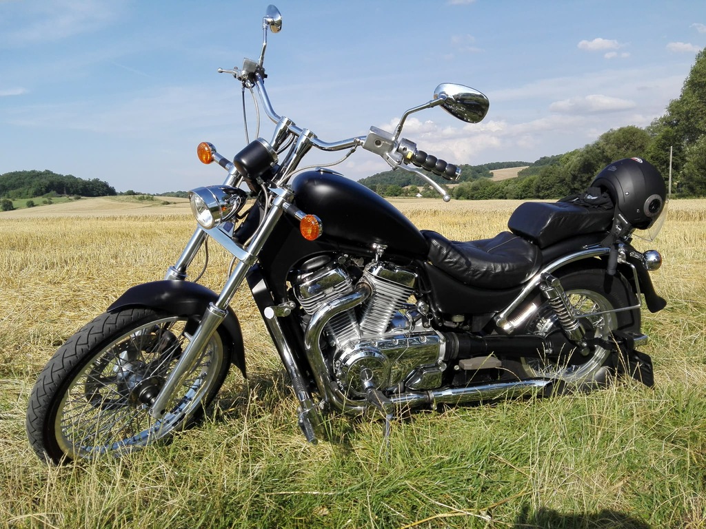 Suzuki Intruder 800 custom