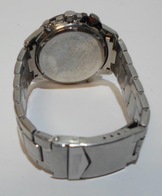 champion outlander watch