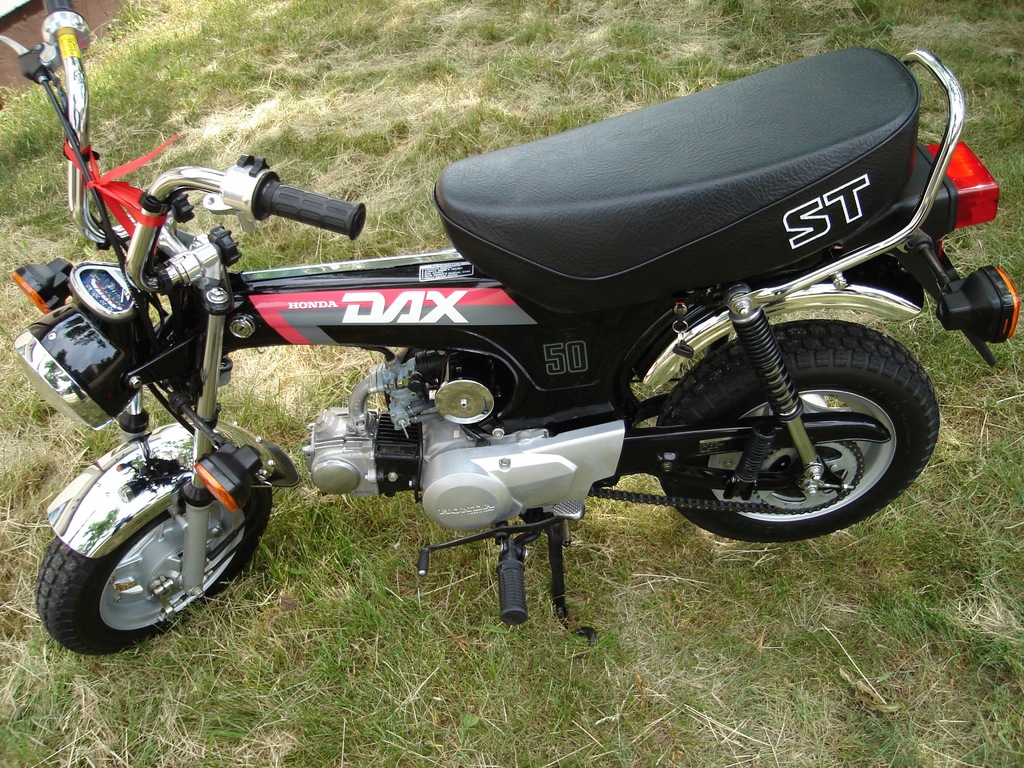 HONDA DAX ST 50 MONKEY