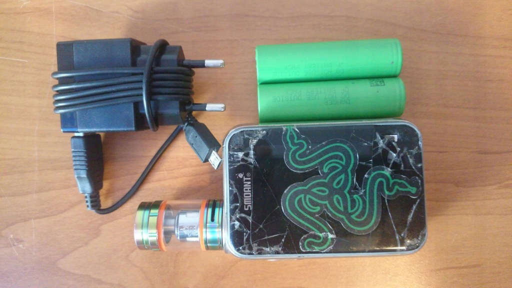 Mod Vaporyzator e papieros Smoant Charon 218