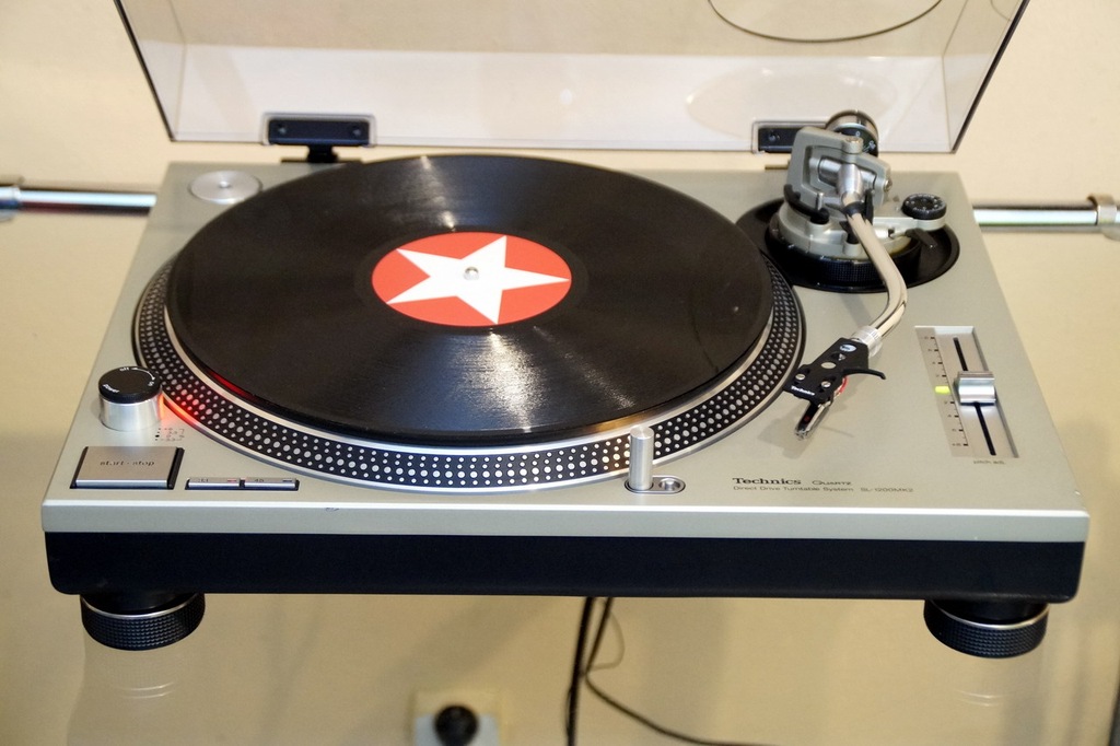 Piękny Technics SL 1200 1210 MK2 Nowa Igła Ortofon