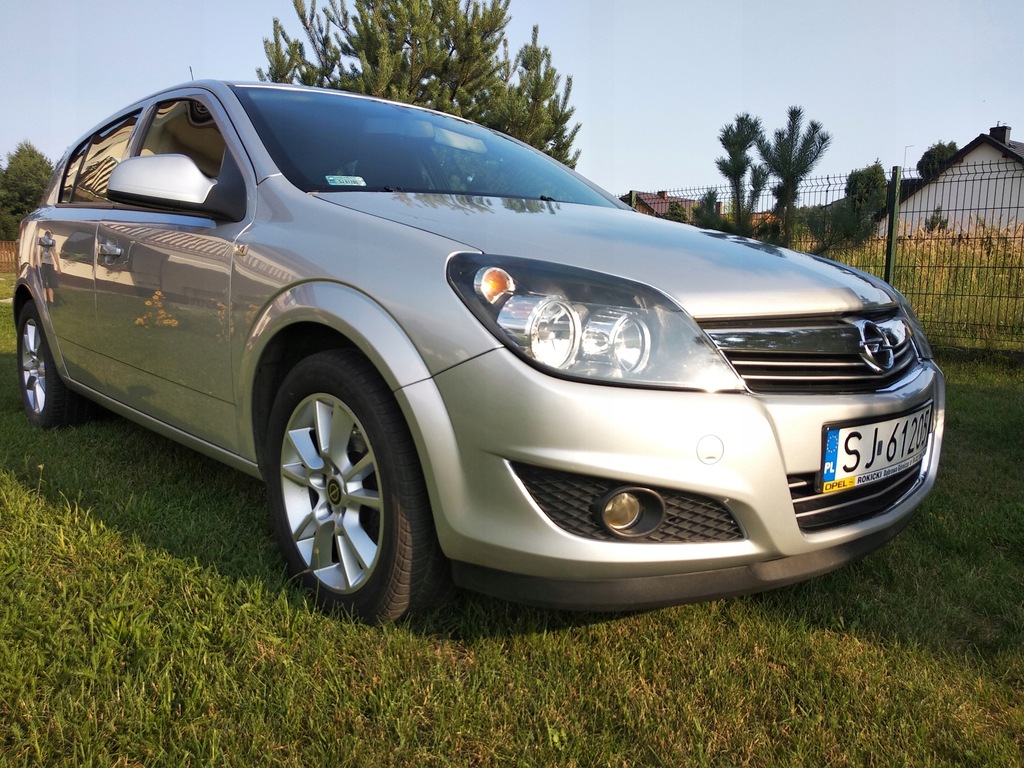 Opel Astra 1.4 90KM