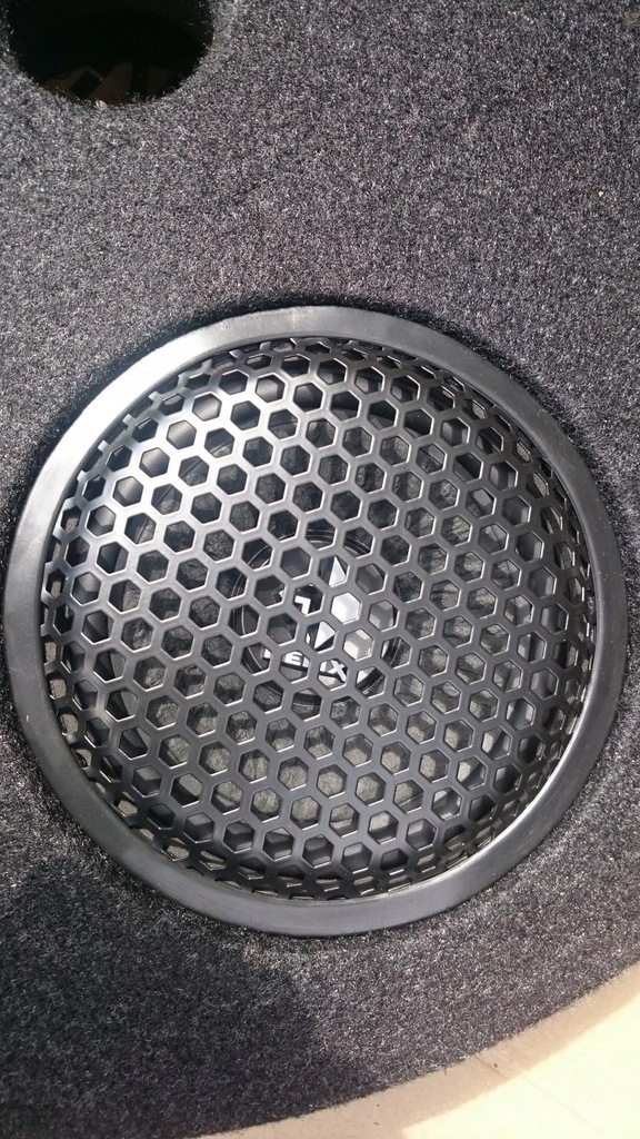 SUBWOOFER GLOSNIK W KOLO HELIX VW GOLF VII GTI 7361510219 oficjalne