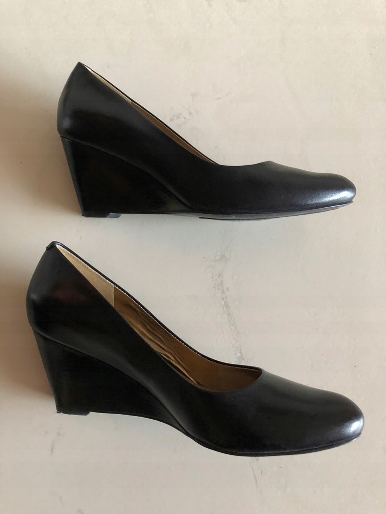 Buty Ecco, czarne, na koturnie, skóra, r. 39 Buty Ecco, czarne, na koturnie, skóra, r. 39