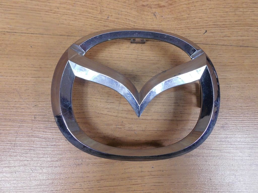 Mazda 2 3 6 logo emblemat znaczek