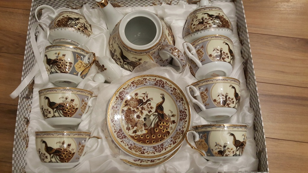 Komplet porcelana japońska Pawie