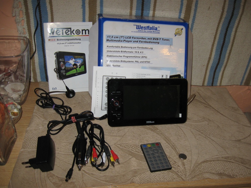 WESTFALIA MAŁY TELEWIZOR 7"
