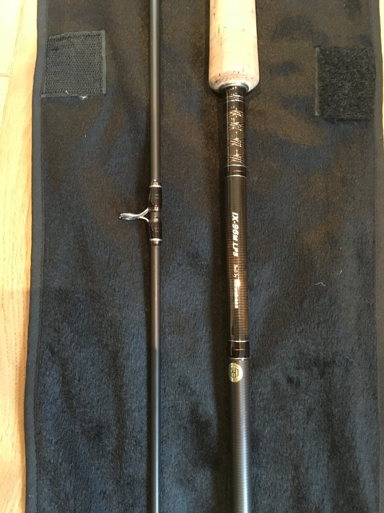Spinning japonski Megabass XOR Independence iX-96M