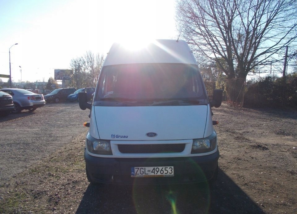 Ford transit v