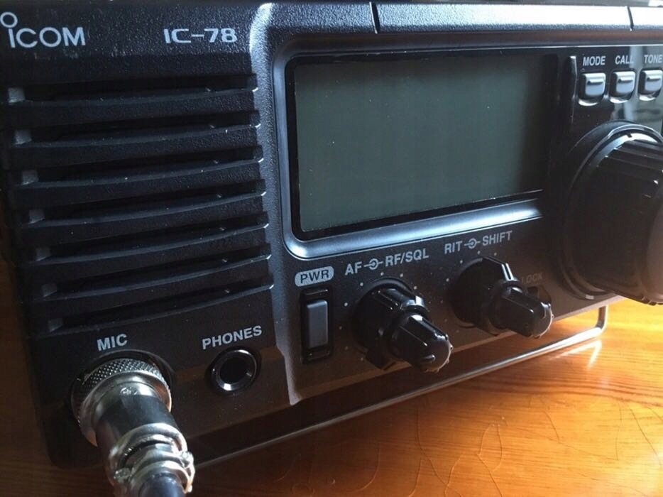 Кв радиостанция типа icom ic78 с блоком питания и афу