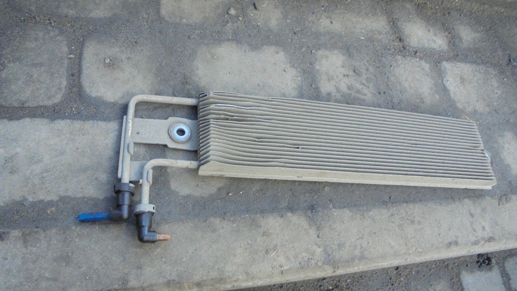 CHŁODNICA PALIWA BXE SKODA OCTAVIA II 1K0203571A