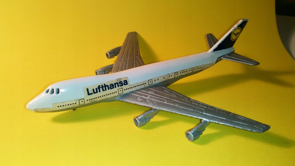 Samolot Lufthansa 4 silnikowy