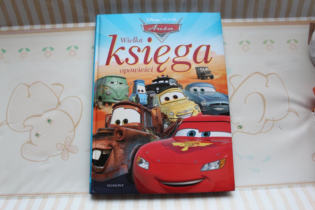 Disney AUTA Wielka księga opowieści CARS
