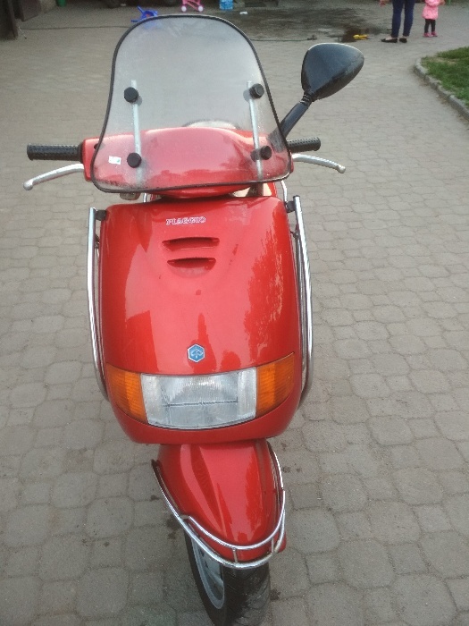 Skuter piaggio sfera 125