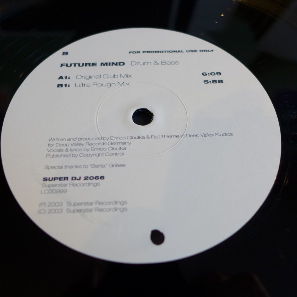 FUTURE MIND – DRUM & BASS
