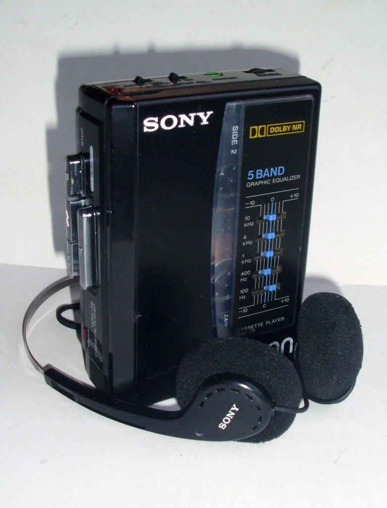 Sony Walkman WM-36 Cassette Player - ポータブルプレーヤー