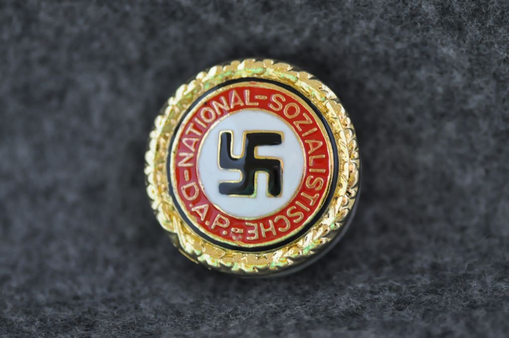 złota odznaka NSDAP