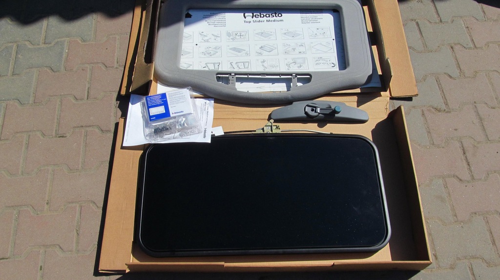 SZYBERDACH UNIWERSALNY WEBASTO TOP SLIDER MEDIUM
