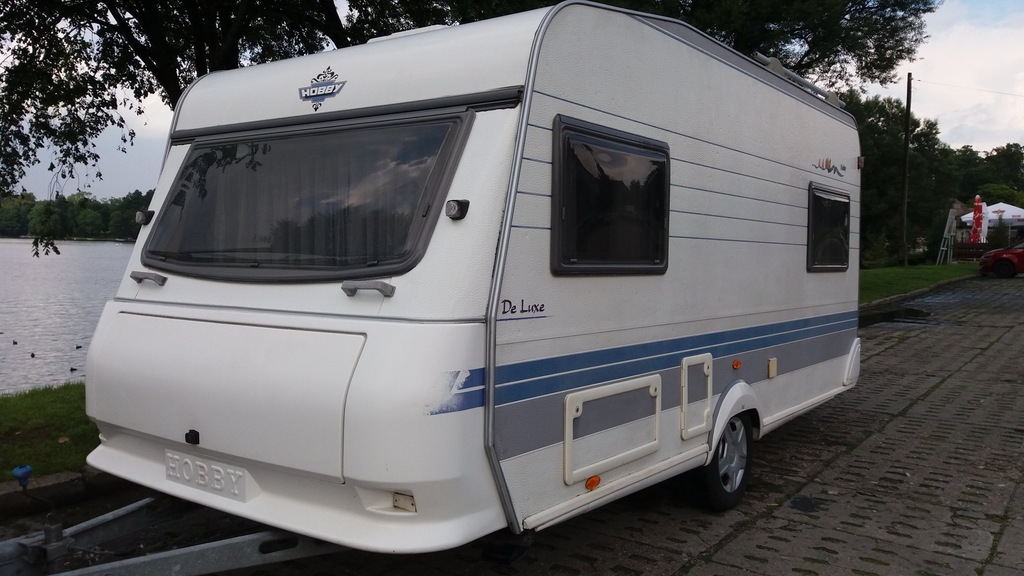 PRZYCZEPA KEMPINGOWA HOBBY 450 UF DE LUXE, 2000r