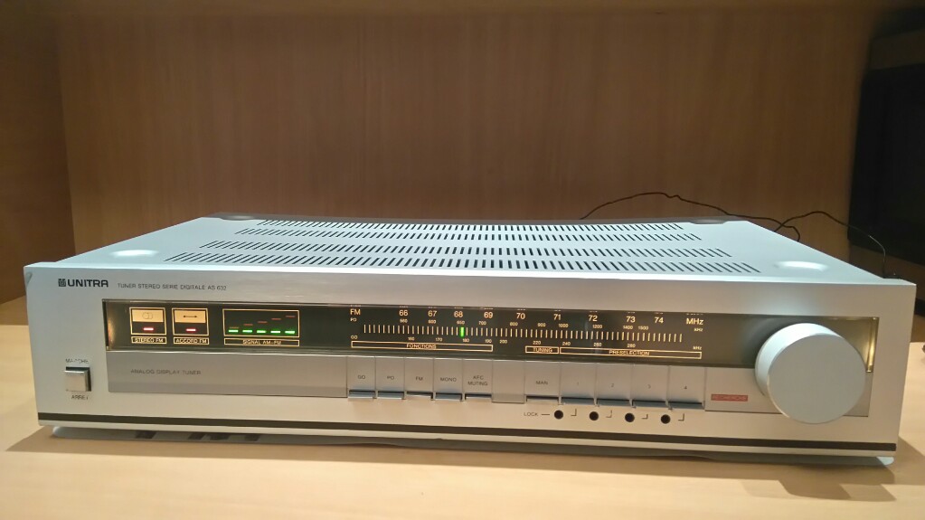 UNITRA DIORA TUNER STEREO AS 632