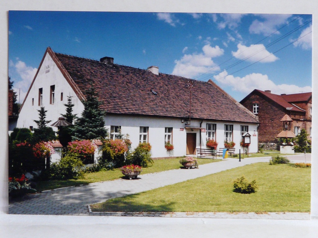 MIKOŁÓW BUJAKÓW CENTRUM ZDJĘCIE