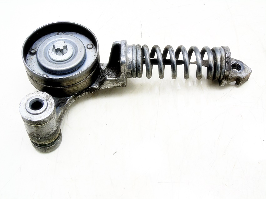 NAPINACZ PASKA OPEL 1.0 12V CORSA B