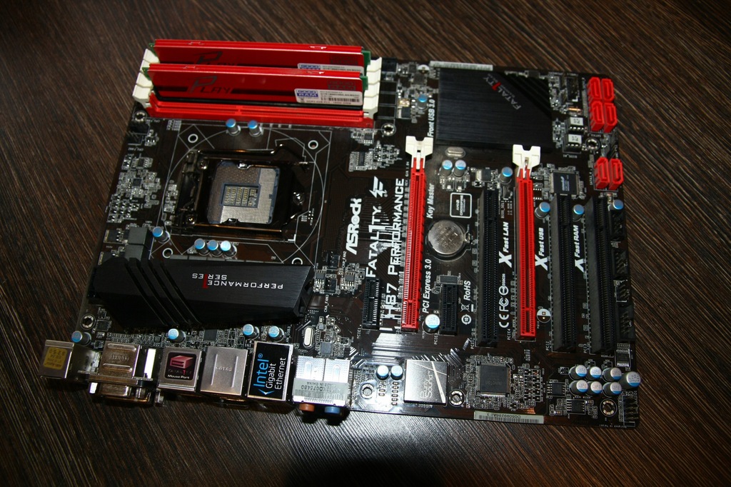 Asrock Fatal1ty H87 Performance 動作品の+redesim.empresarial.ws