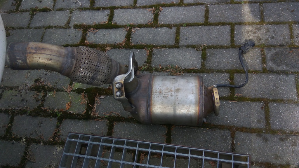 KATALIZATOR BMW E90 318D M47N2 121TYŚ 7797294 7249868136 oficjalne