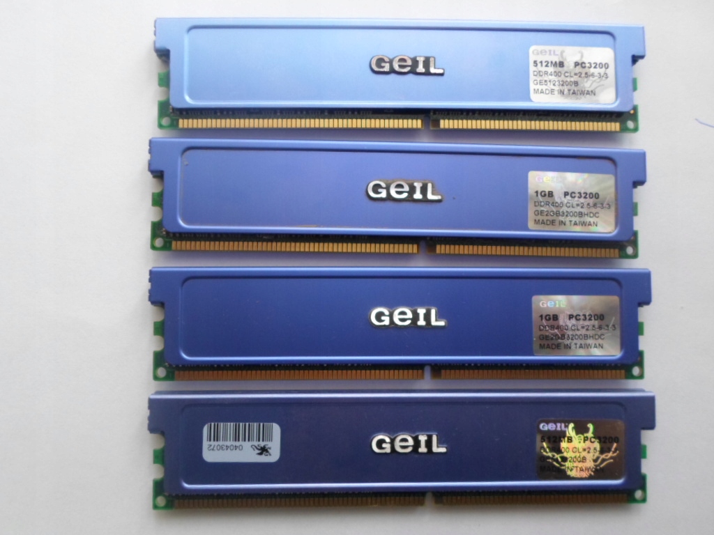 Pamięci RAM 1GB i 512MB PC3200 DDR 400 Sztuk 4 Kpl