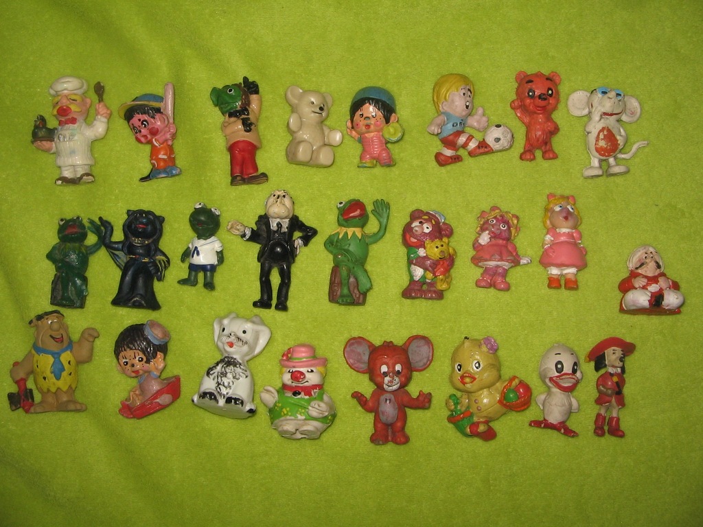 Figurki    z filmów , bajek, kreskówek PRL