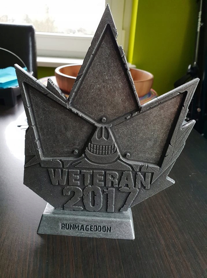 Runmageddon WEteraN STAtueTKA NA meDAle