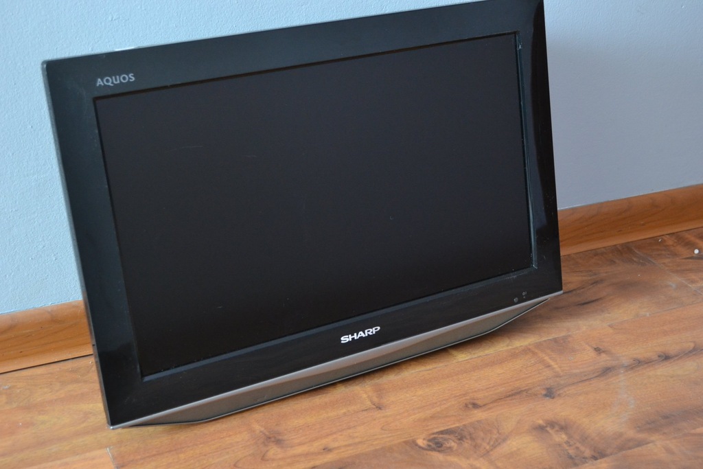TV LCD SHARP 20" LC-20AD5E-BK  GWARANCJA