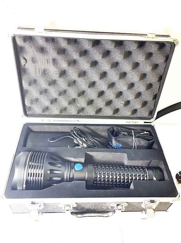POTĘŻNA LATARKA OLIGHT SR95S INTIMIDATOR