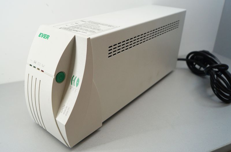 ZASILACZ AWARYJNY UPS EVER ECO PRO 500 CDS