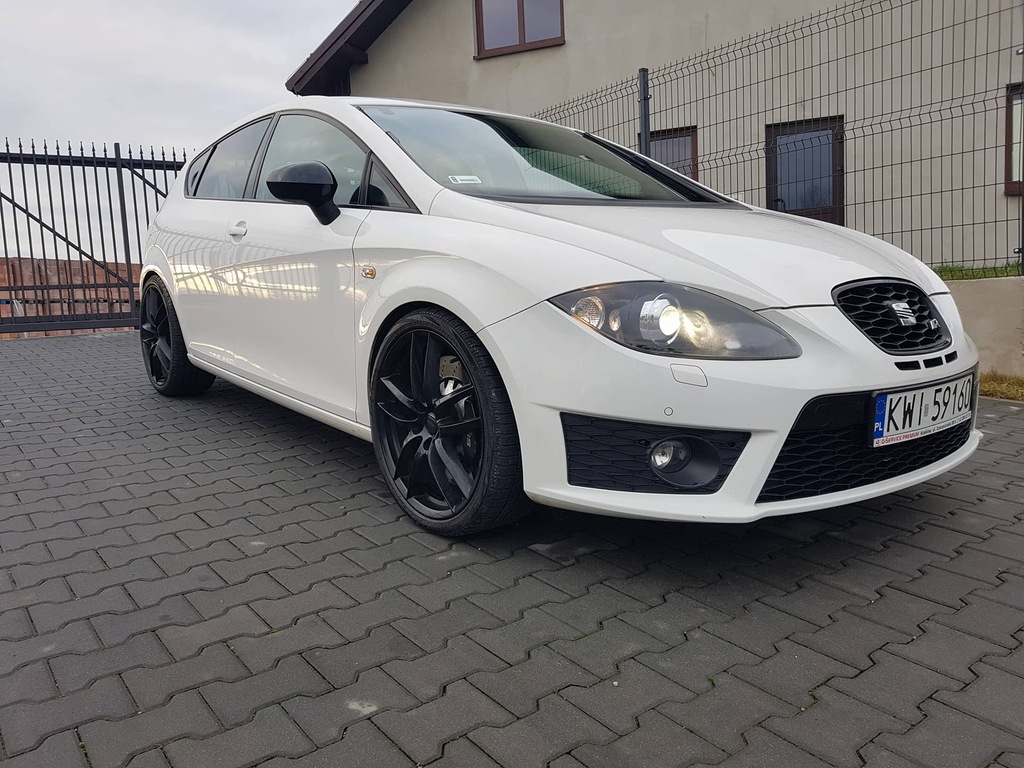 Seat leon cupra R! 2011 rok