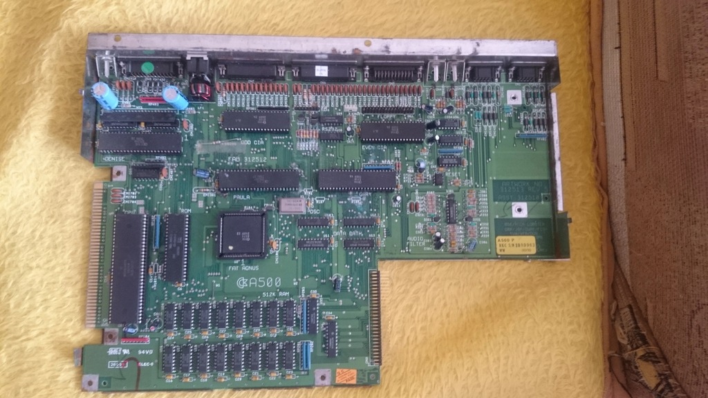 Amiga 500 płyta główna uszkodzona