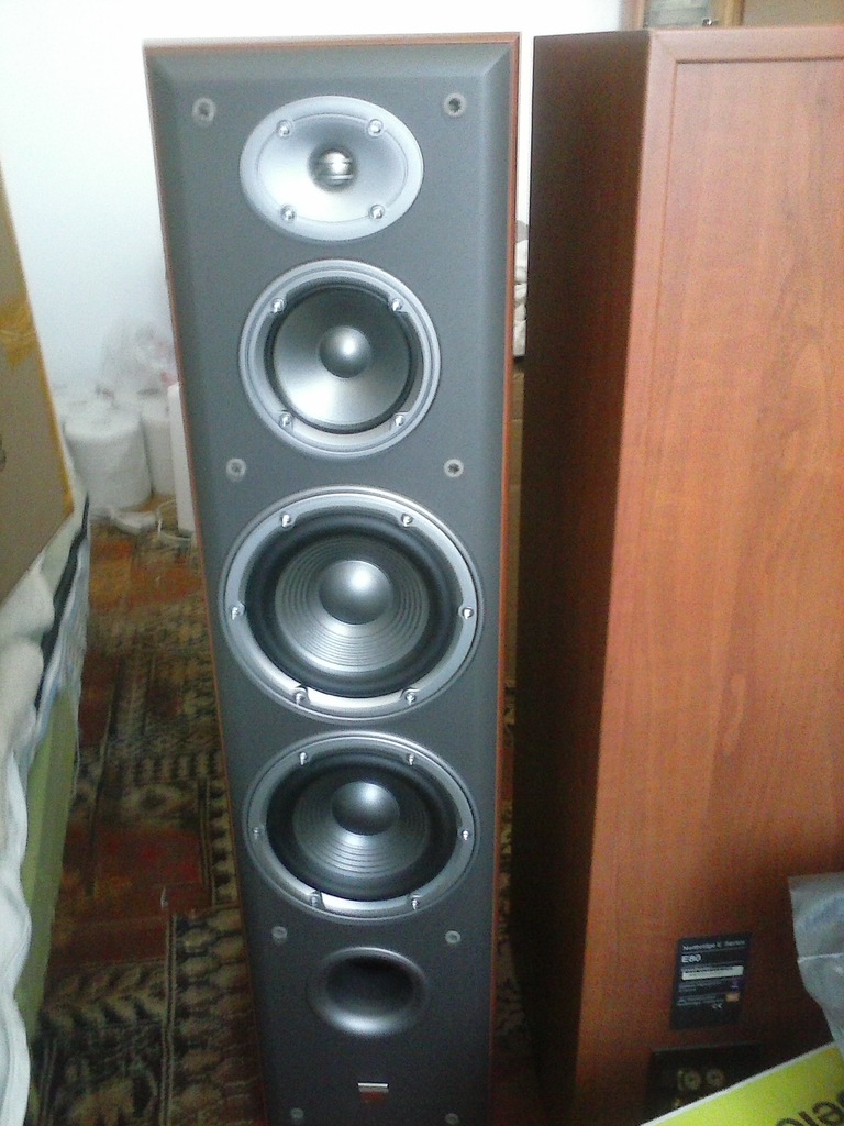 Kolumny JBL E 80