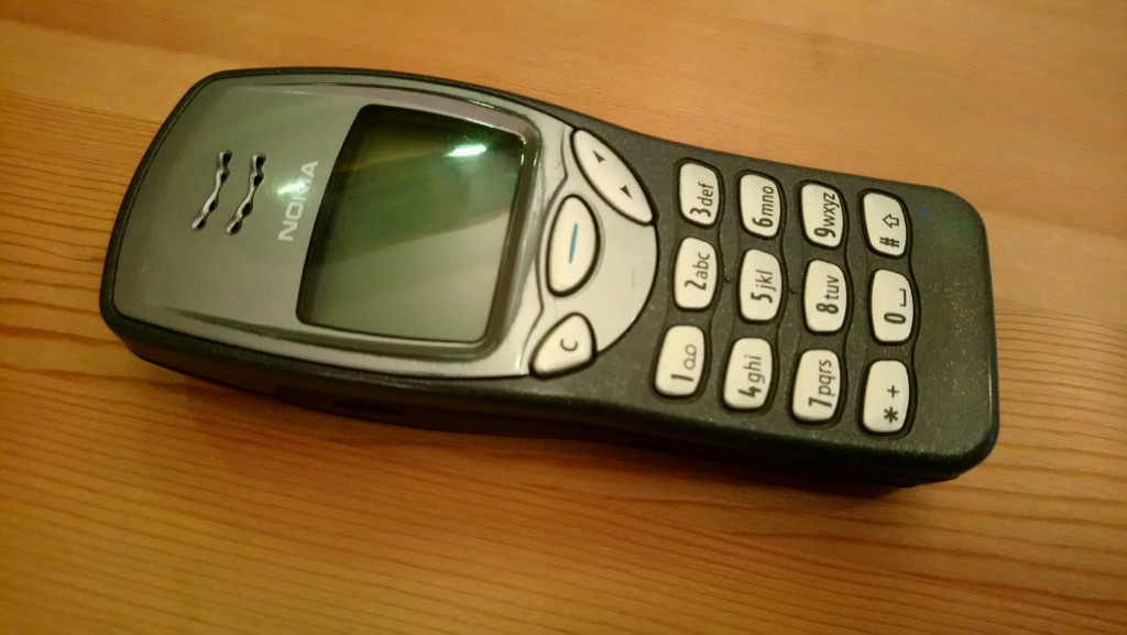 NOKIA 3210 stara sprawna