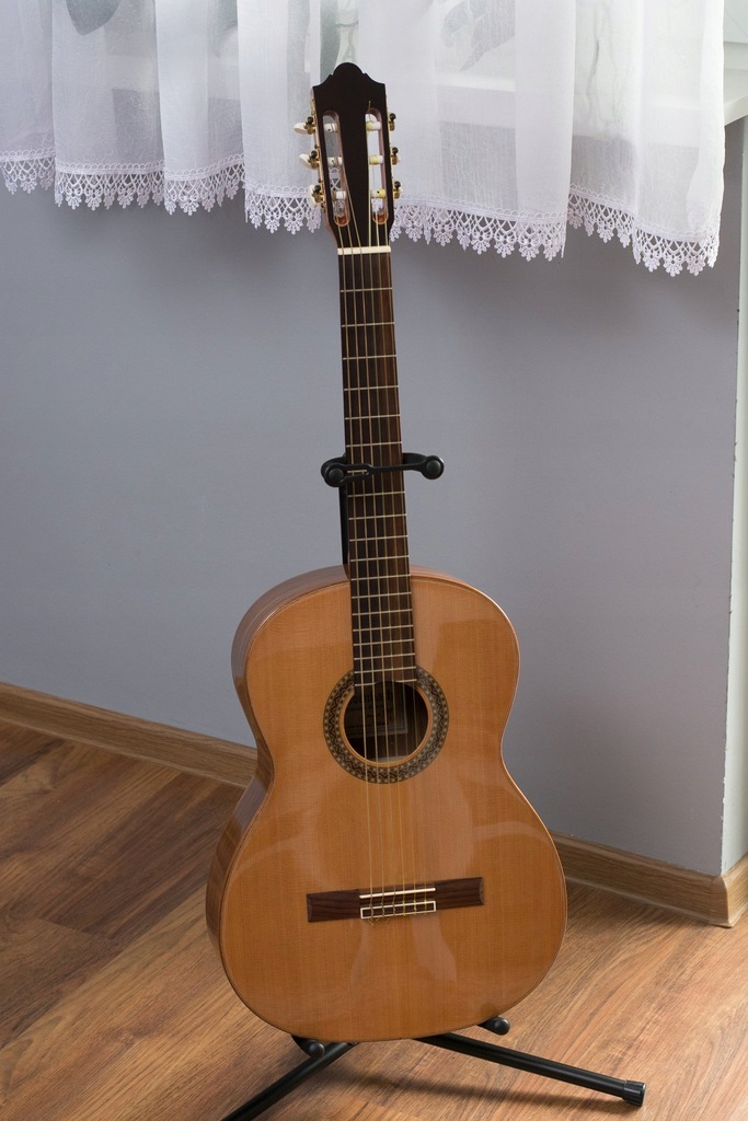 Gitara klasyczna STRUNAL 975 + komplet dodatków