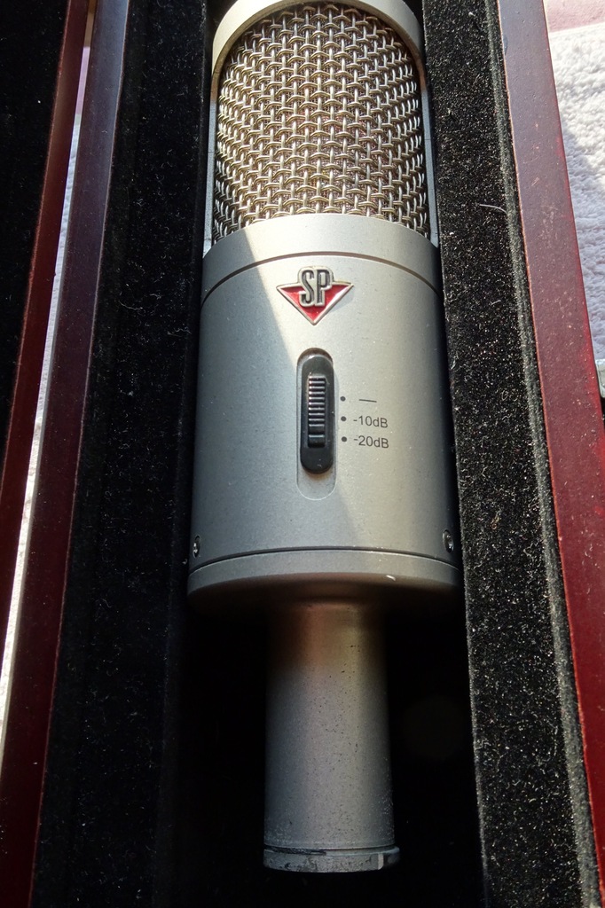 Studio Projects B1 - wersja RED BADGE