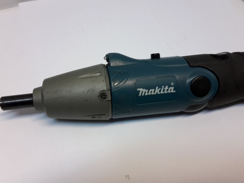 Makita 6722d замена аккумулятора