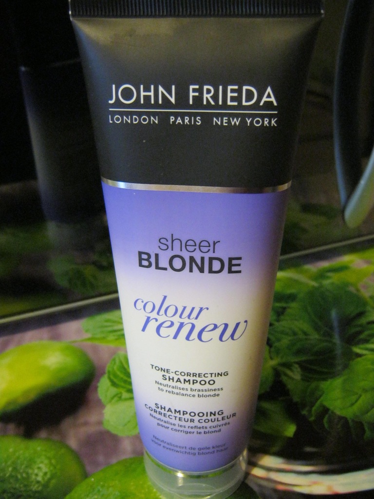 JOHN FRIEDA Sheer Blonde COLOUR RENEW Szampon