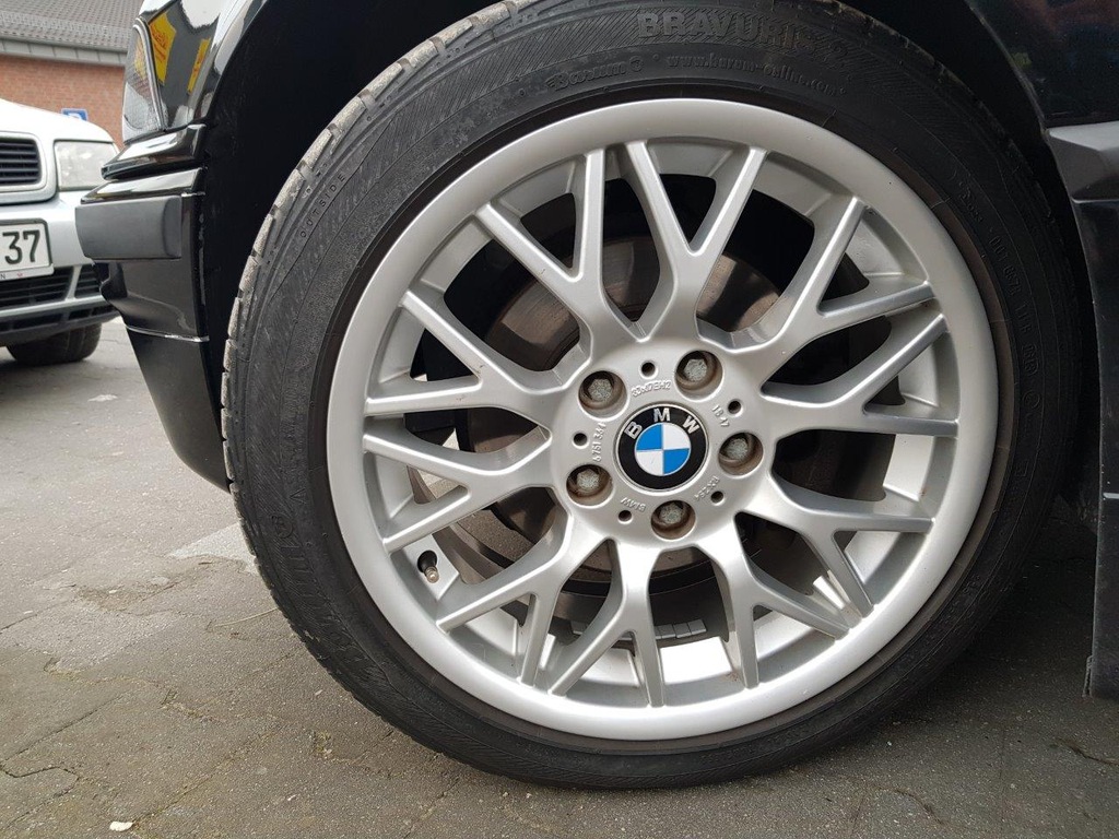 bmw BBS RX204 225/45 R17 ナイキ　⑤ BBS RX204 17×8J(+38)120-5H シルバー BRIDGESTONE